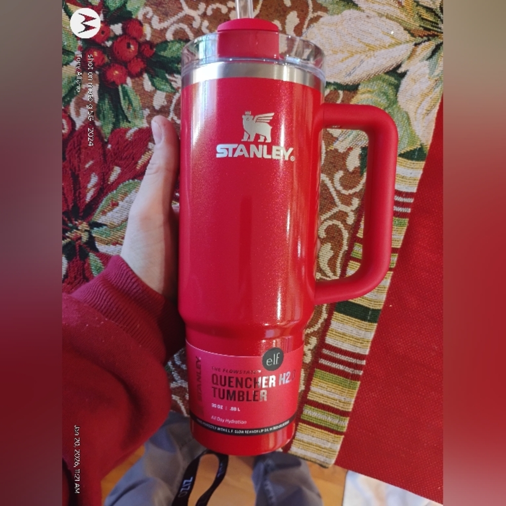 Stanley x ELF Red Delicious 40oz BNWT - In Hand Ships Fast